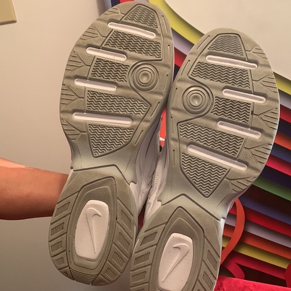 White Nike techno used very clean very hip good condition - Picture 6 of 7